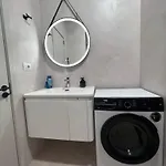 Lux Lägenhet Tirana