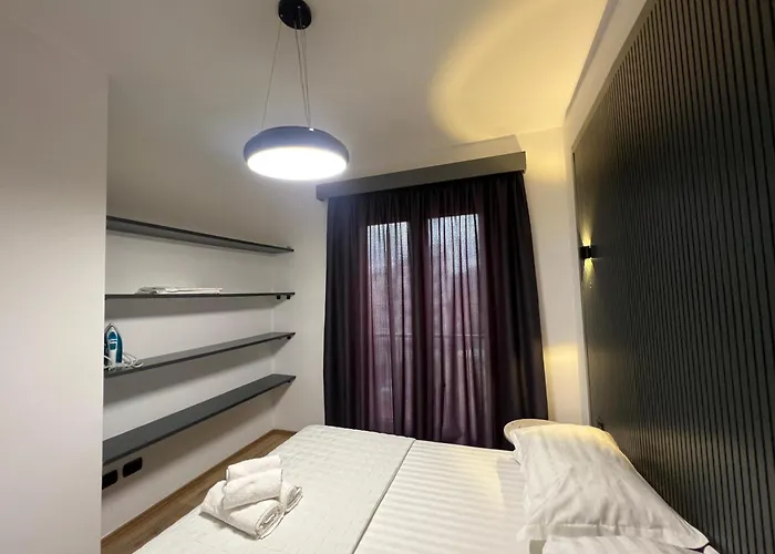 Lux Lägenhet Tirana